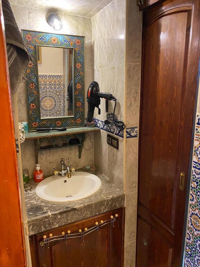 Appartement Meuble 5 Personnes En Plein Centre Ville Rabat Exterior photo